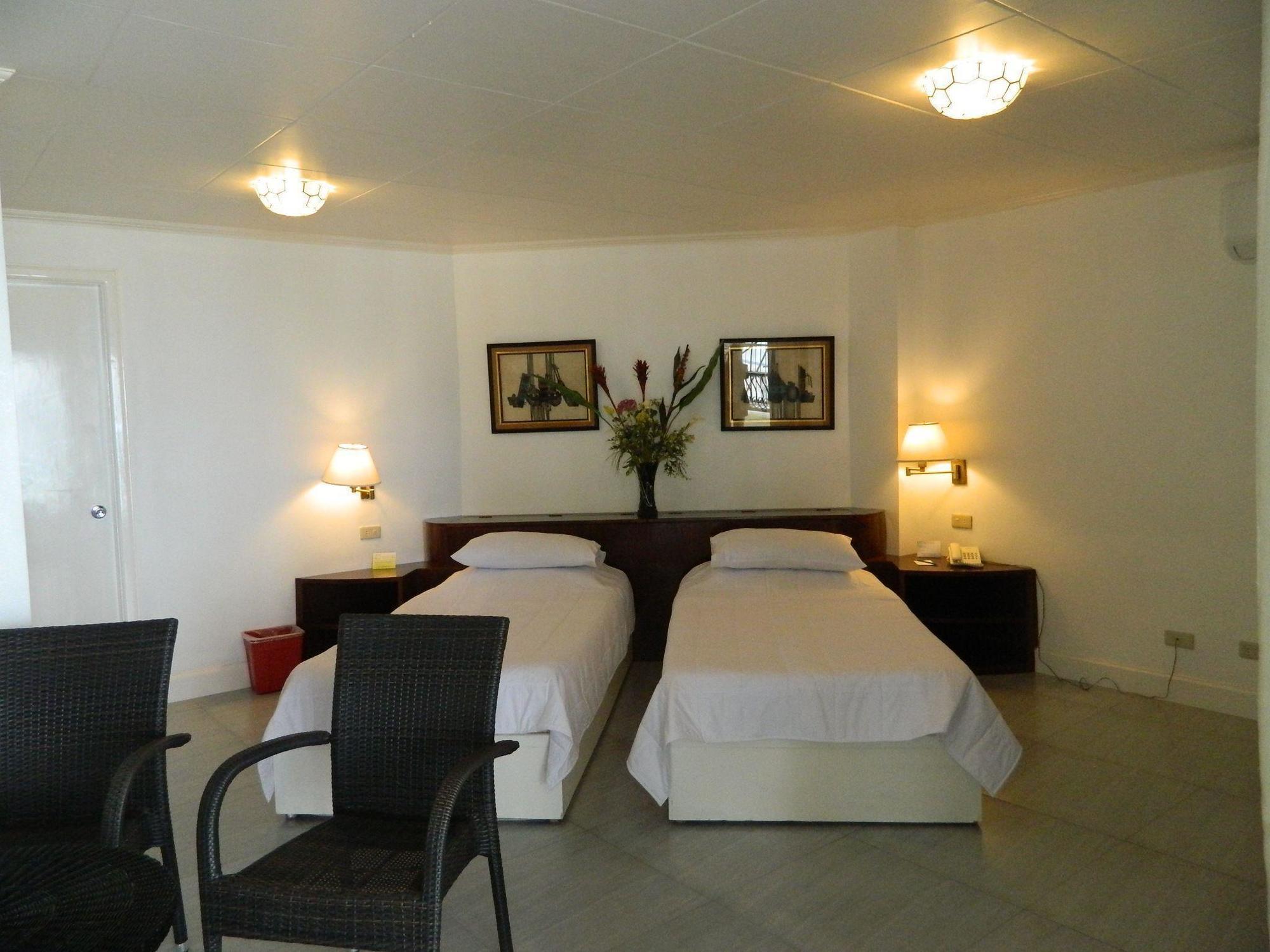 Crystal Sands 3*